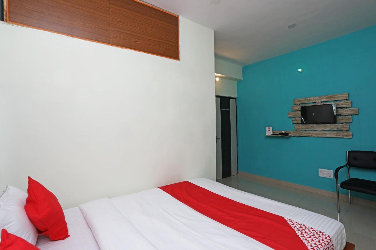 โอโย 17187 เออร์เบิน คาซา Hotel โกลกาตา ภายนอก รูปภาพ